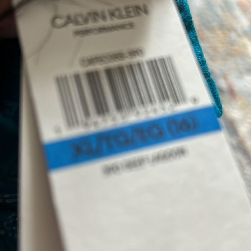 Calvin Klein Performance Leggings - Picture 7 of 7